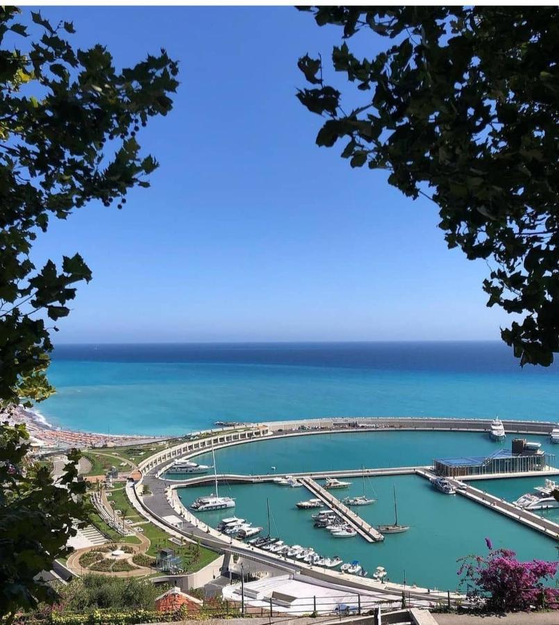 B&B Torre Porta Marina Ventimiglia Bagian luar foto