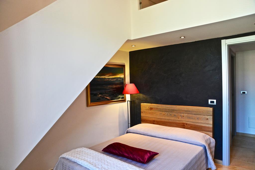 B&B Torre Porta Marina Ventimiglia Ruang foto