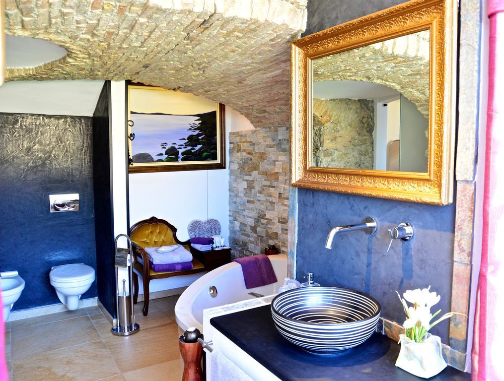 B&B Torre Porta Marina Ventimiglia Bagian luar foto