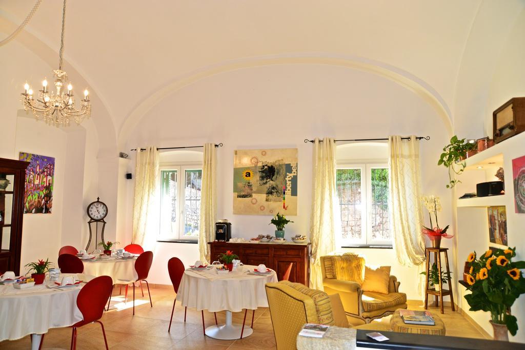 B&B Torre Porta Marina Ventimiglia Bagian luar foto