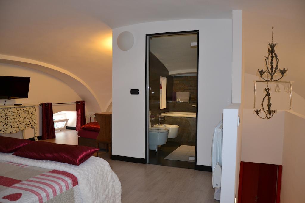 B&B Torre Porta Marina Ventimiglia Ruang foto
